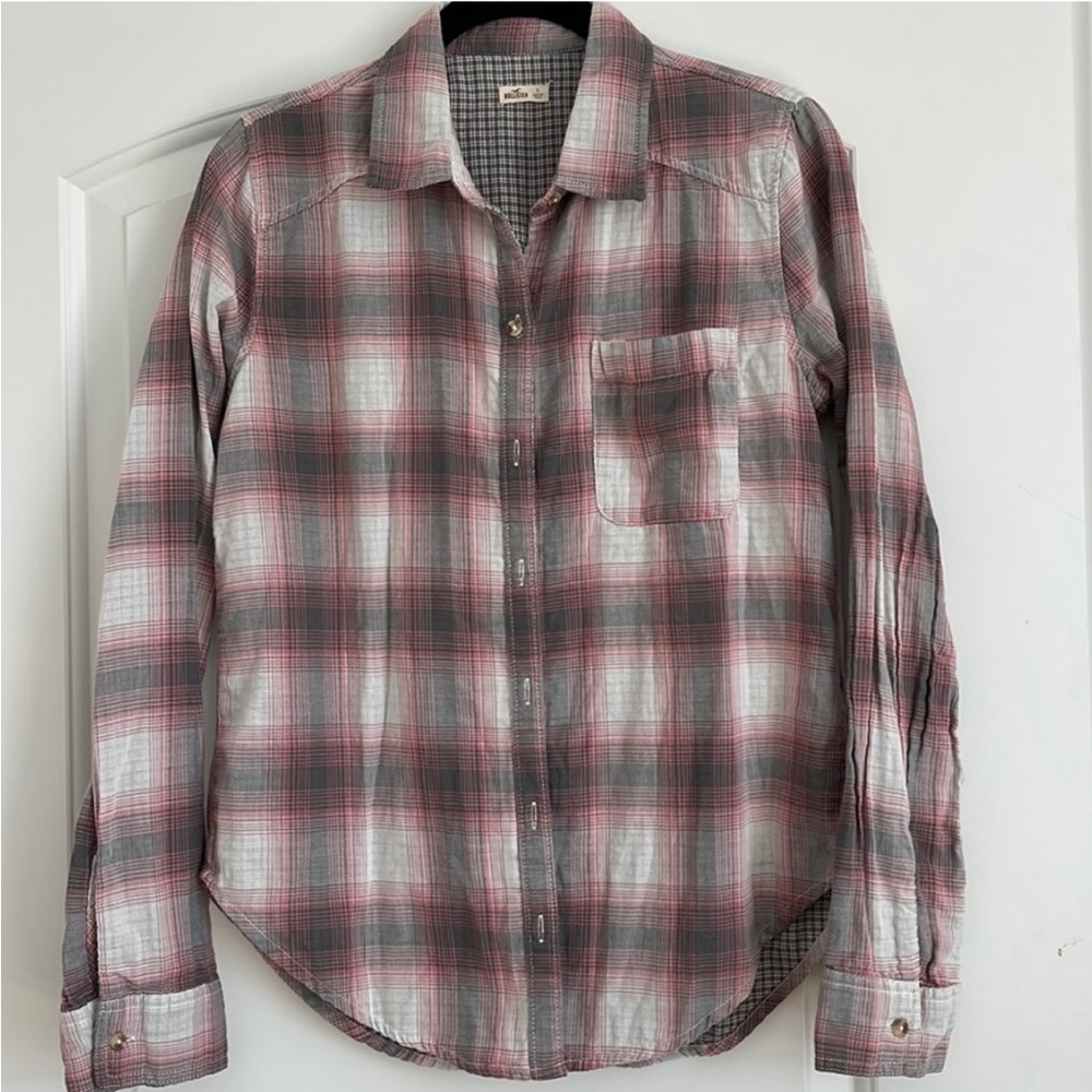 Hollister Pink Grey Plaid Flannel button up shirt Small